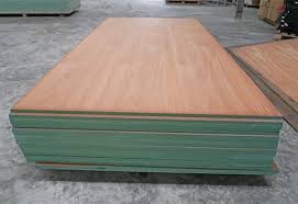 Tủ Gỗ chất liệu MDF lỗi xanh